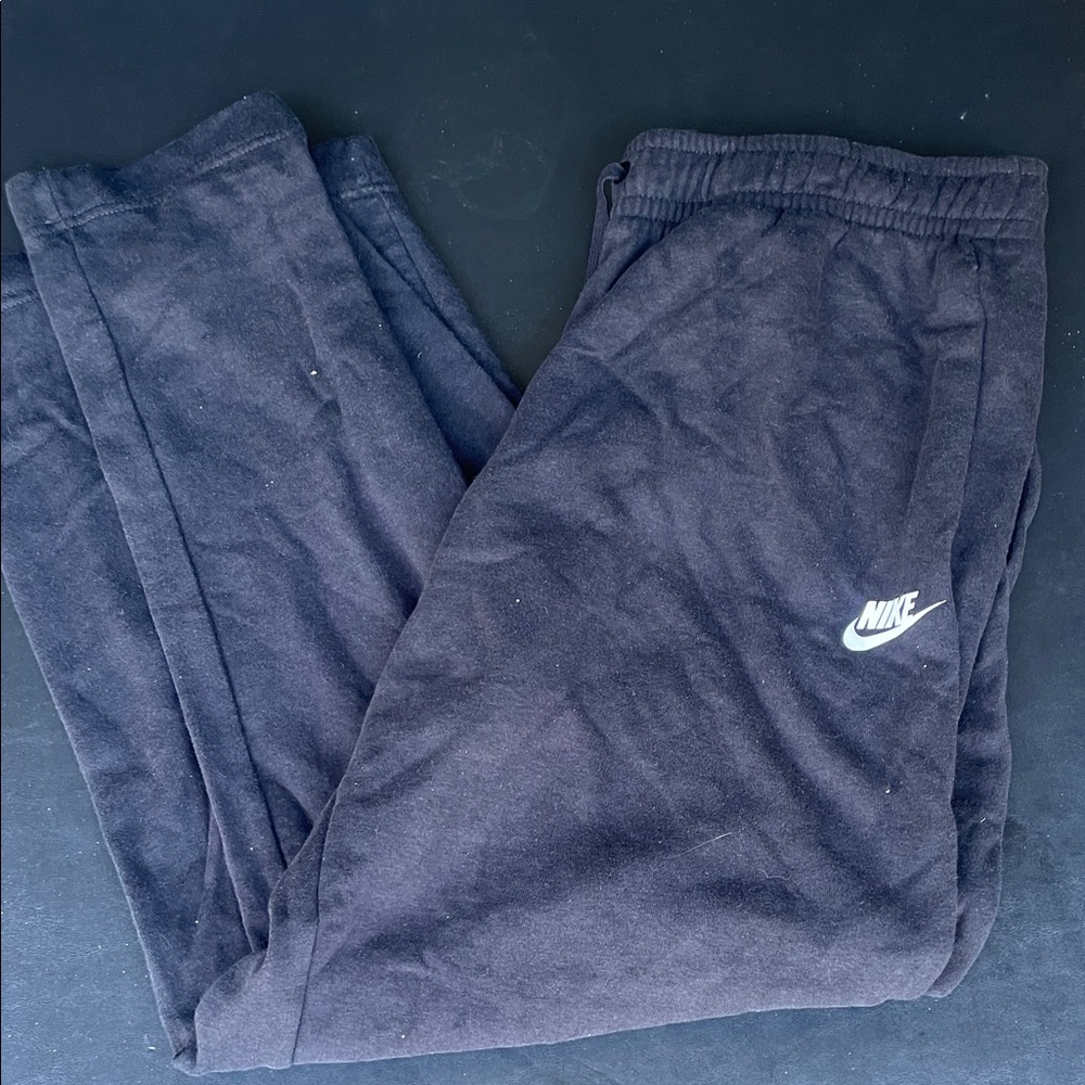 Nike mens size large lightweight sweatpants with front pockets